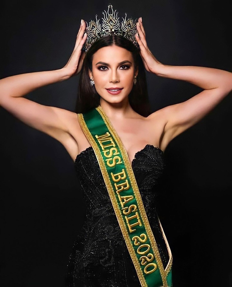 Favorita, Júlia Gama conquista vaga no Miss Universo Manaus Pop